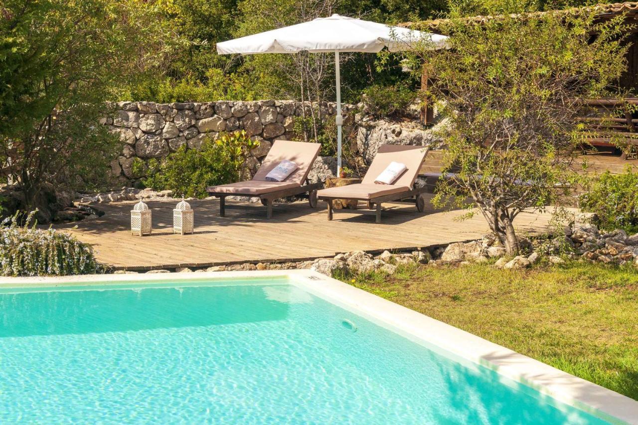 Mounty Island Villas-Nefeli Lazarata Экстерьер фото