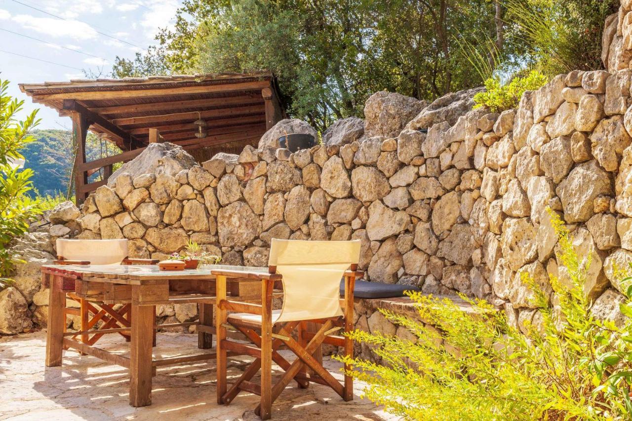 Mounty Island Villas-Nefeli Lazarata Экстерьер фото